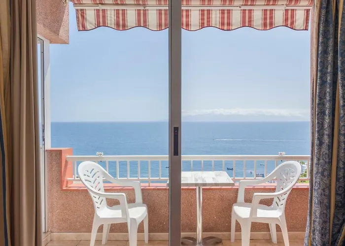 Bahia Puerto de Santiago (Tenerife)